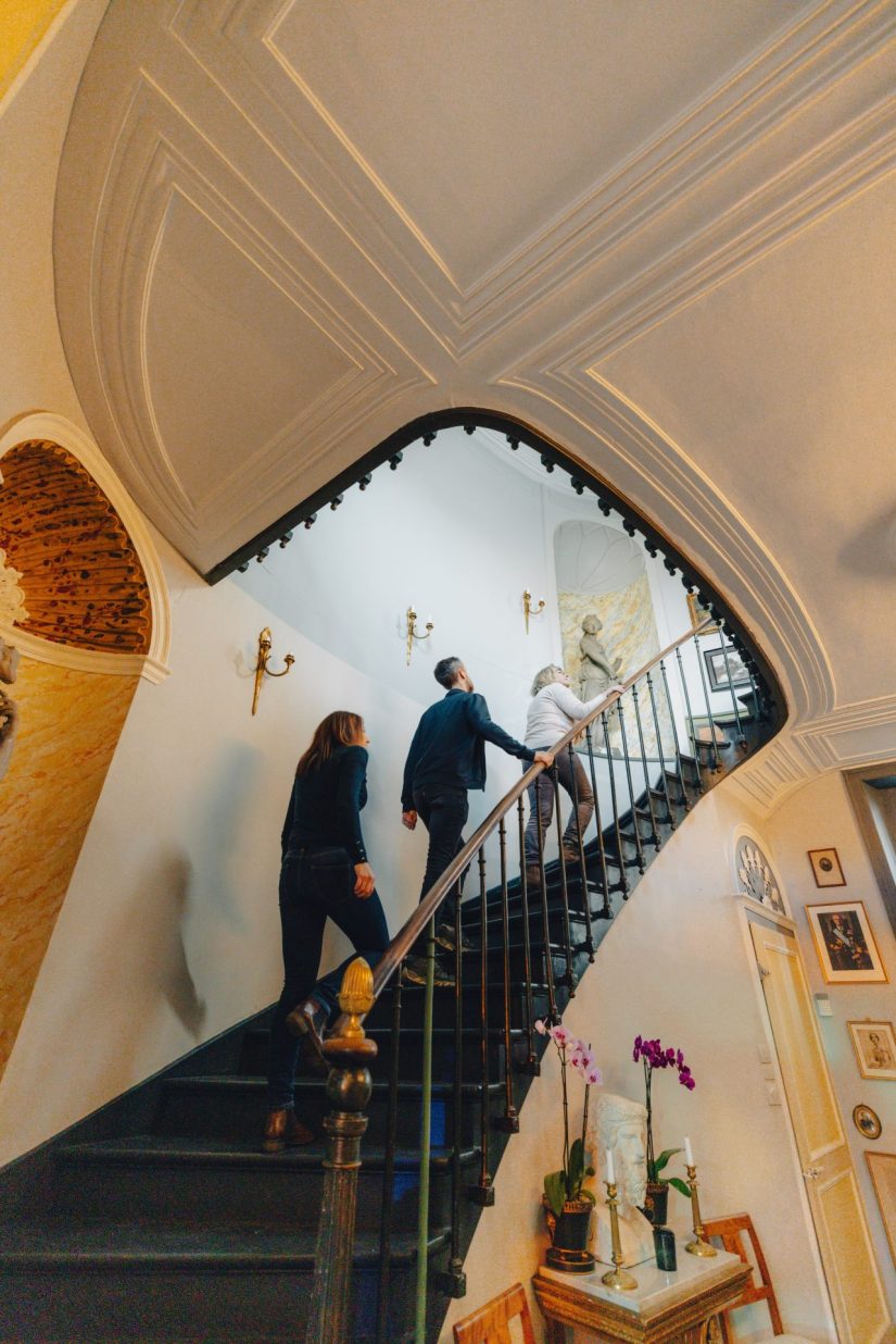 Escalier Palais de la Cathedrale©Bastien Pradeau