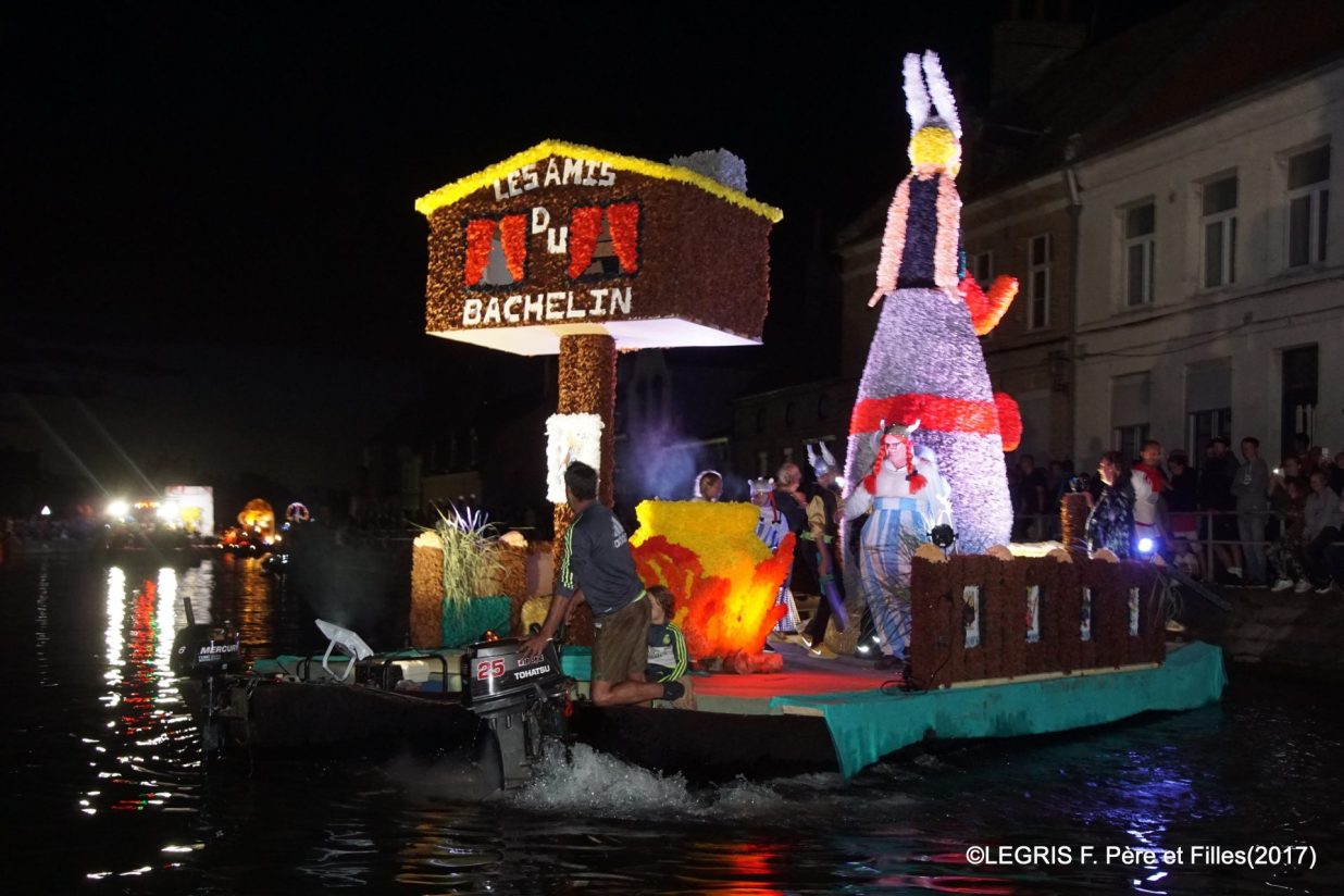 cortege-nautique-fleuri